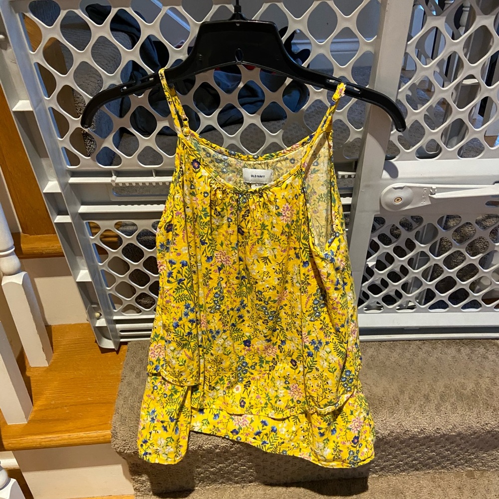 Old Navy top